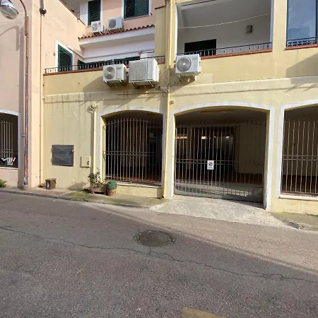 In Centro Storico Con Parcheggio Coperto, Musci' Lejlighed