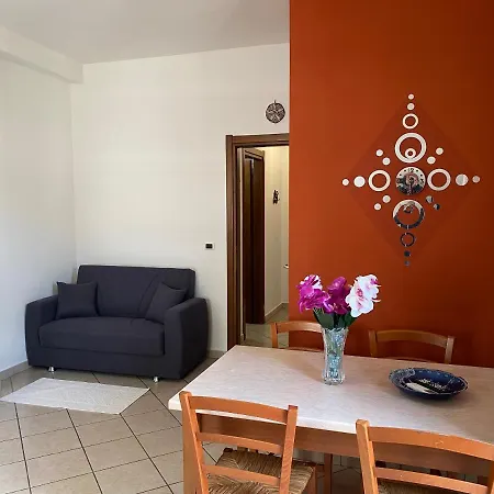 In Centro Storico Con Parcheggio Coperto, Musci'