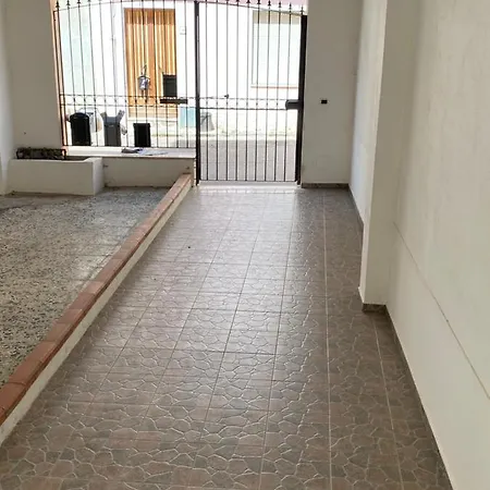 Lejlighed In Centro Storico Con Parcheggio Coperto, Musci' Tortolì
