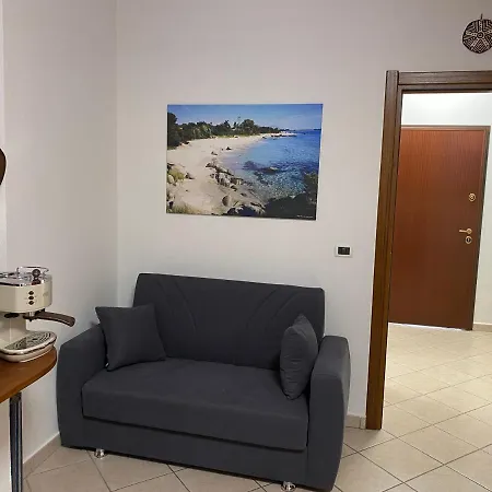 In Centro Storico Con Parcheggio Coperto, Musci' Lejlighed Tortolì