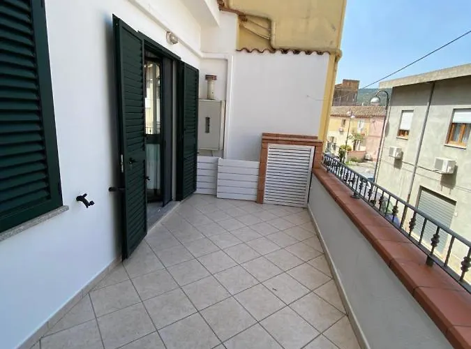 Apartman In Centro Storico Con Parcheggio Coperto, Musci' Tortolì